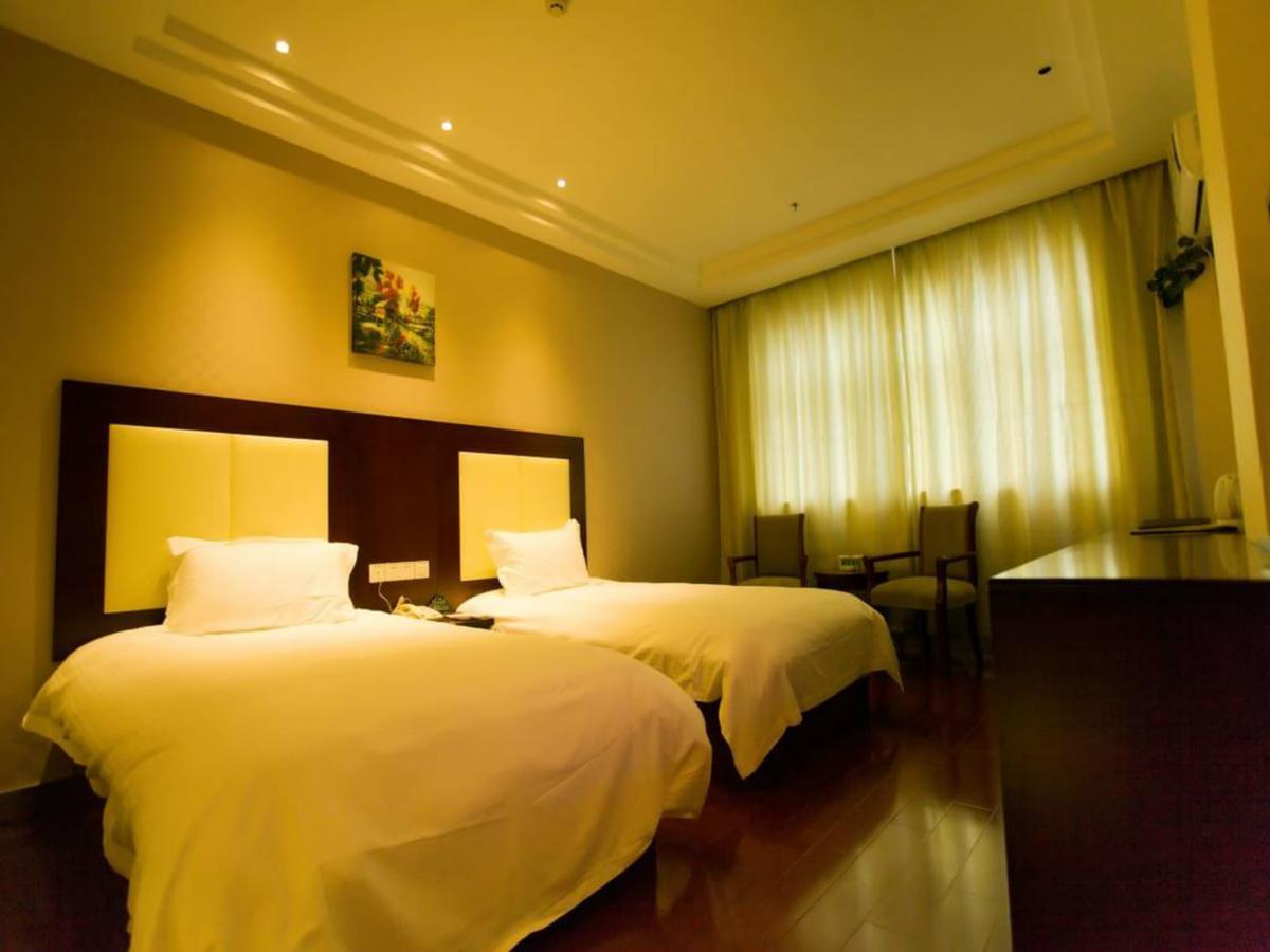 Greentree Inn Beijing Daxing Huangcun Qingyuan Road Metro Station Express Hotel ภายนอก รูปภาพ