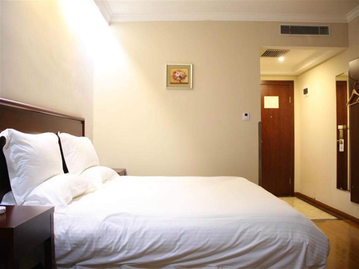 Greentree Inn Beijing Daxing Huangcun Qingyuan Road Metro Station Express Hotel ภายนอก รูปภาพ