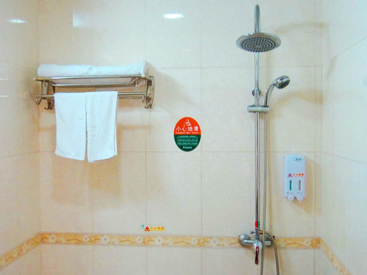 Greentree Inn Beijing Daxing Huangcun Qingyuan Road Metro Station Express Hotel ภายนอก รูปภาพ