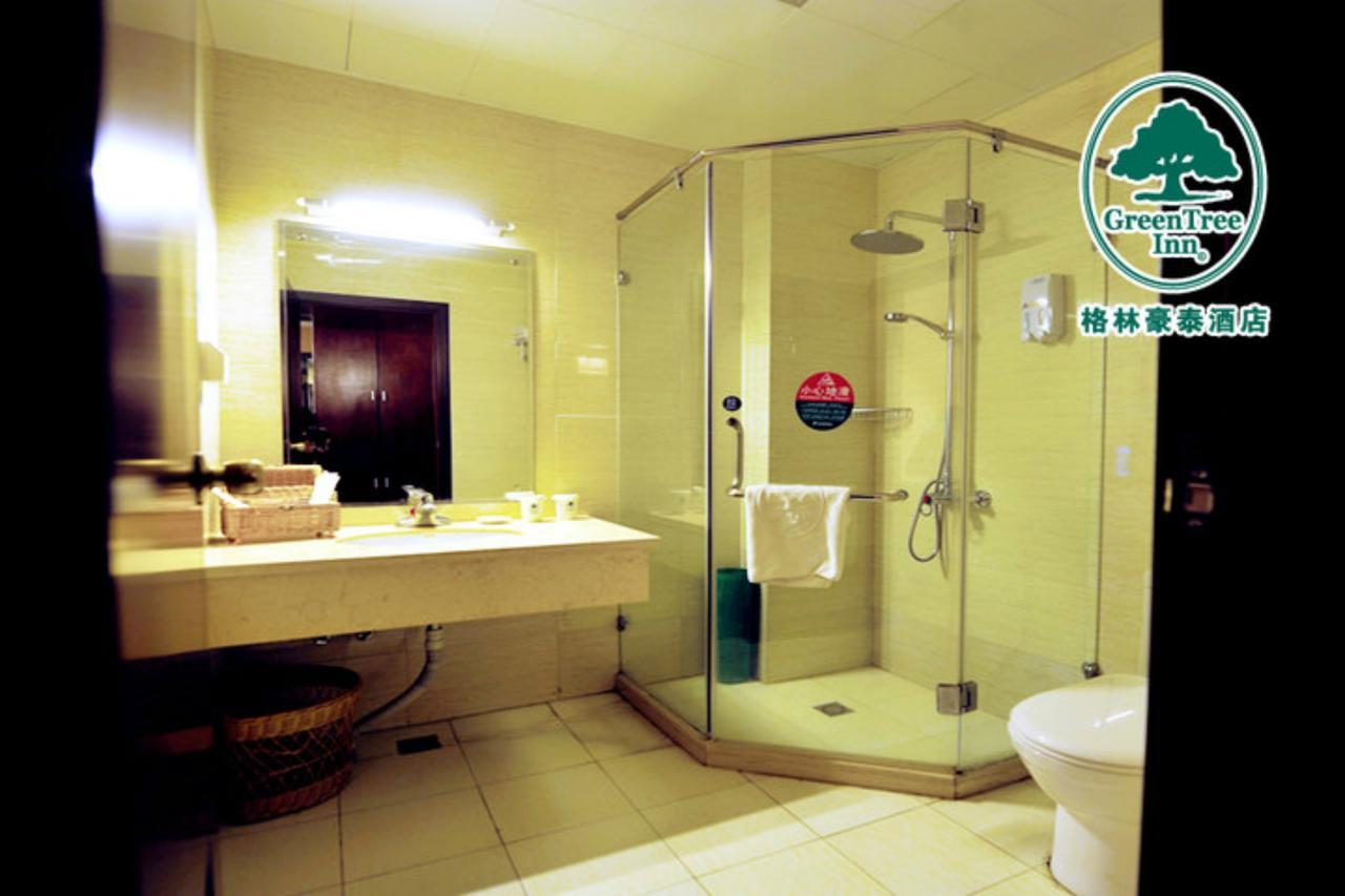 Greentree Inn Beijing Daxing Huangcun Qingyuan Road Metro Station Express Hotel ภายนอก รูปภาพ