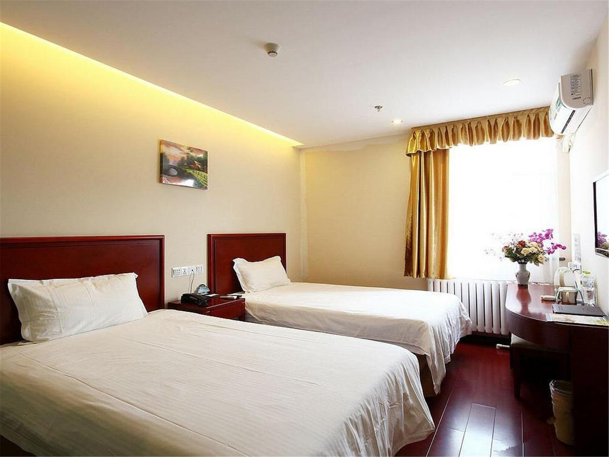 Greentree Inn Beijing Daxing Huangcun Qingyuan Road Metro Station Express Hotel ภายนอก รูปภาพ